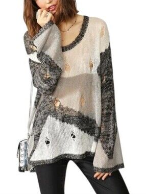 Aritzia Distressed Look Sweater Destroyed Knit Grey White Size 6